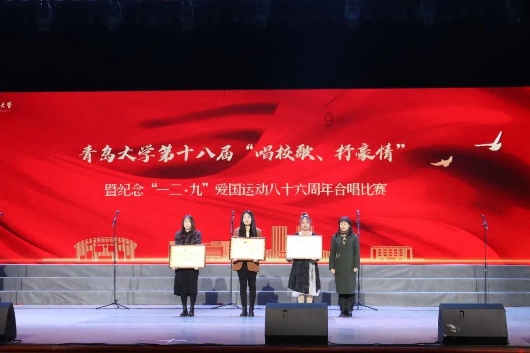 攀登高峰